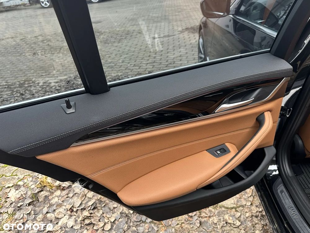 BMW Seria 5 540d xDrive Luxury Line - 14