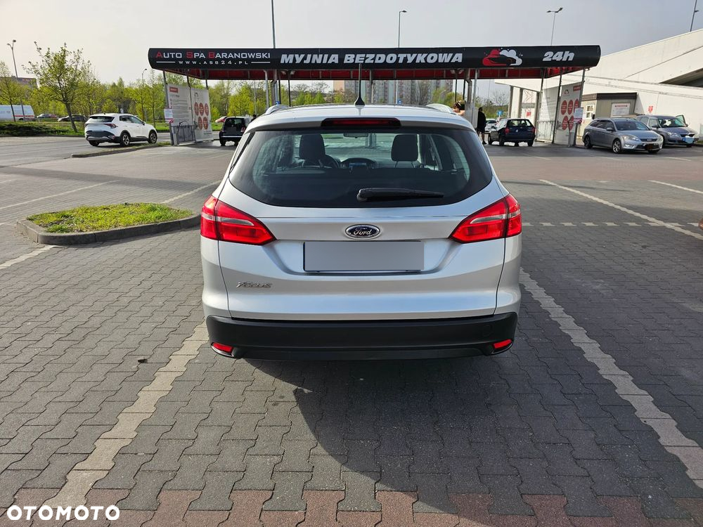 Ford Focus 1.5 TDCi Titanium - 4