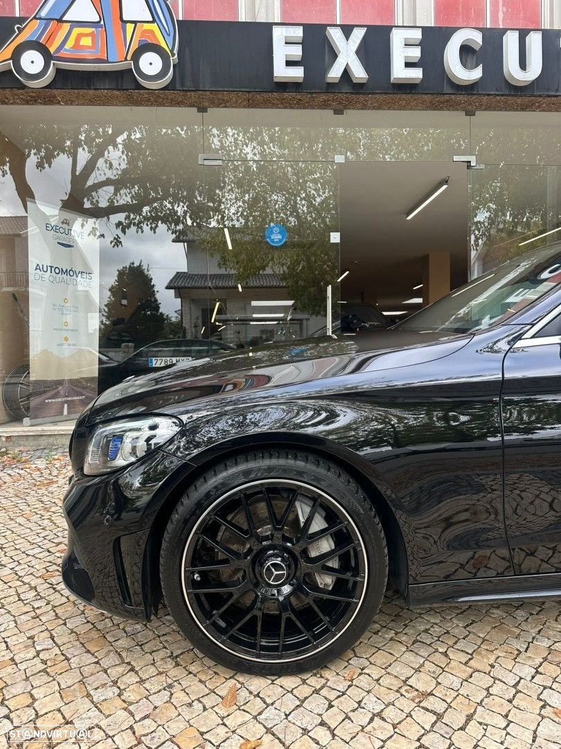 Mercedes-Benz C 400 4-Matic AMG Line - 10