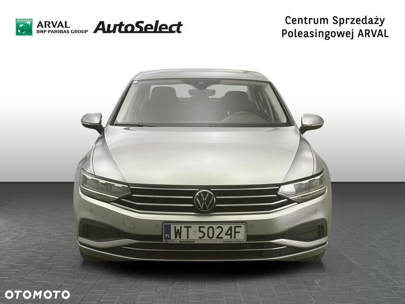 Volkswagen Passat 2.0 TDI Business DSG - 9