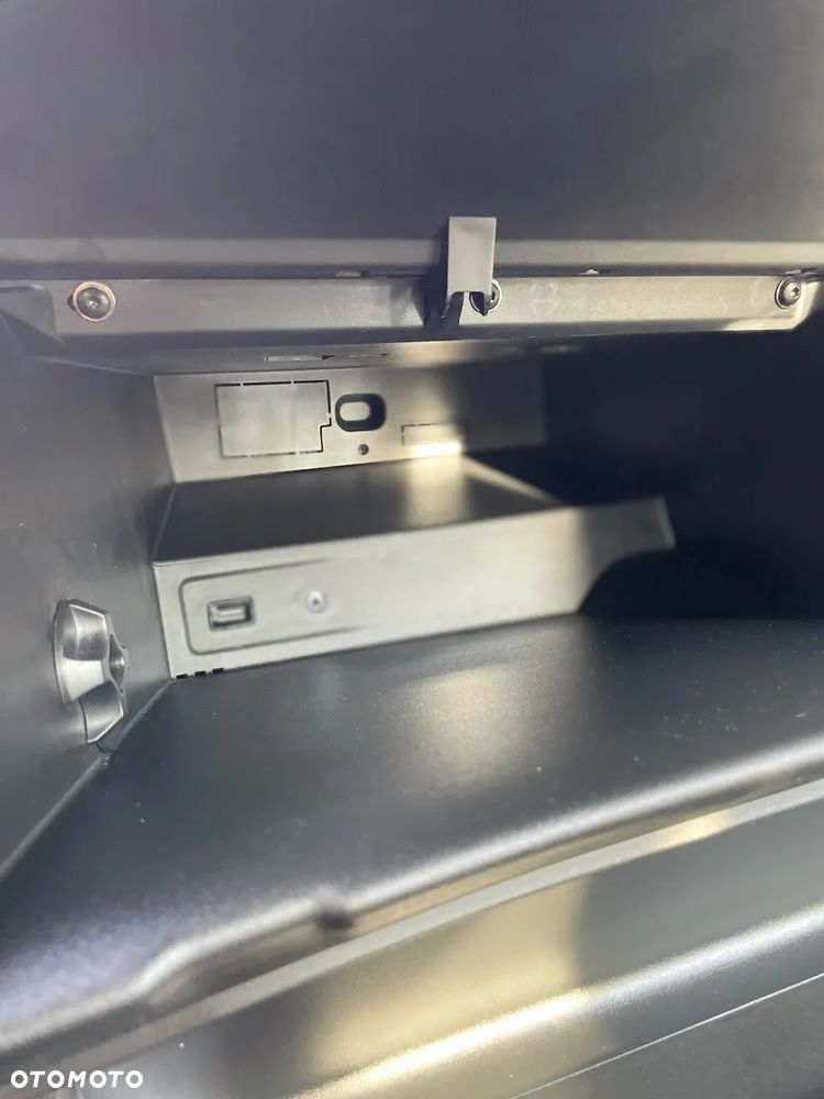 Opel Combo 1.2 Turbo Start/Stop Edition - 34