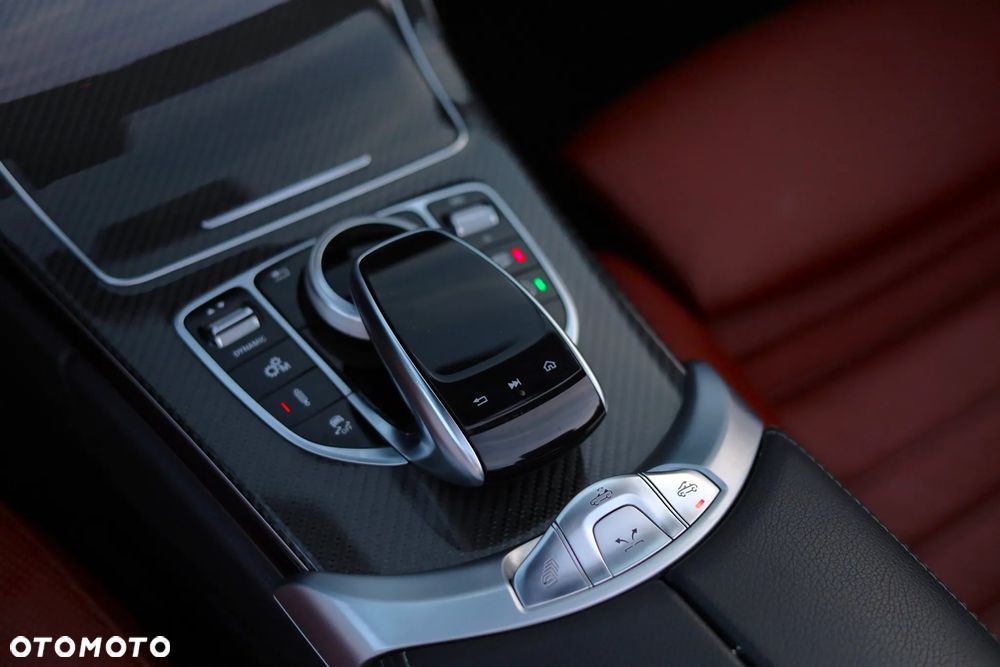 Mercedes-Benz Klasa C AMG 43 Cabrio 4Matic AMG Speedshift TCT 9G - 29