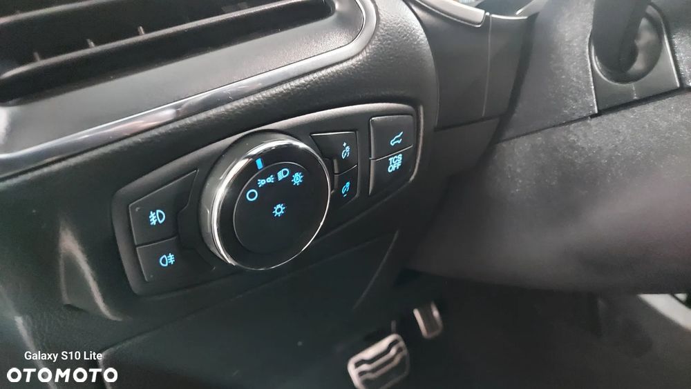 Ford Edge 2.0 EcoBlue Twin-Turbo 4WD ST-Line - 18