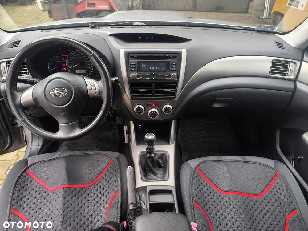 Subaru Forester 2.0D XA 000 Euro5 - 7