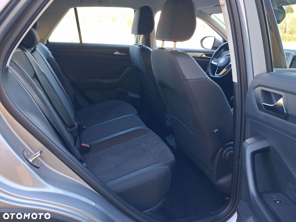 Volkswagen T-Roc 1.5 TSI Style DSG - 16