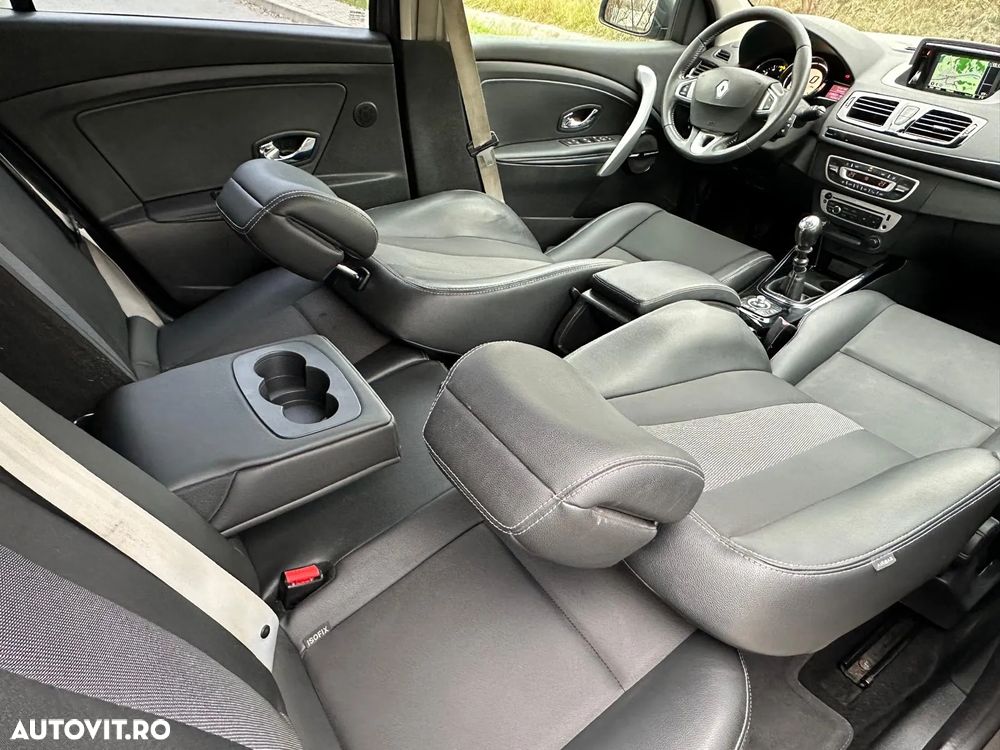 Renault Megane Grandtour ENERGY dCi 130 BOSE EDITION - 11