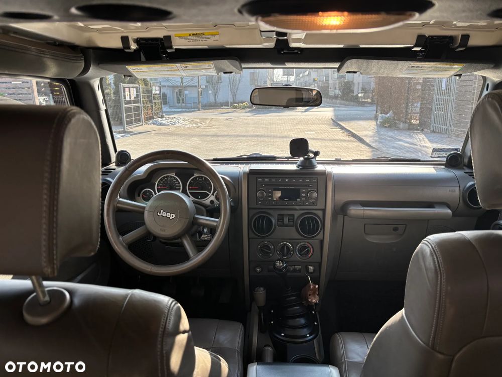 Jeep Wrangler - 7