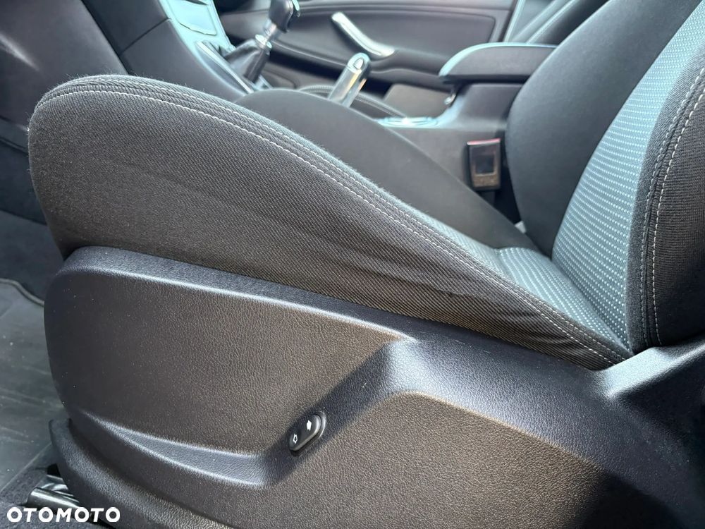 Ford S-Max 2.0 TDCi DPF Trend - 10
