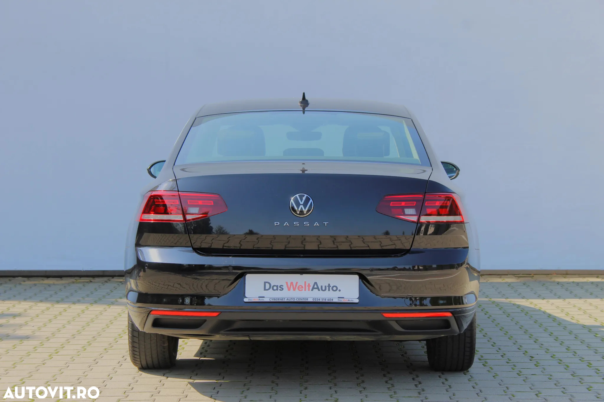 Volkswagen Passat 2.0 TDI DSG Comfortline - 4