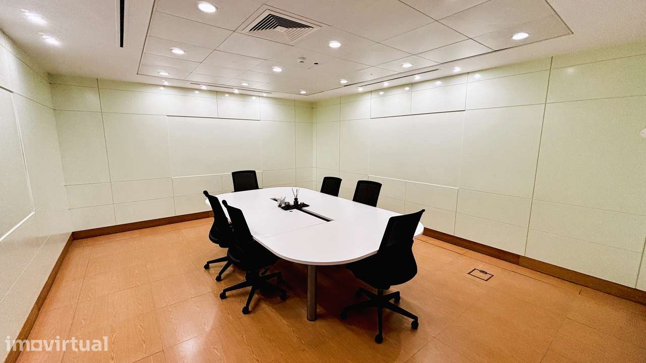 Último gabinete de Trabalho Centro de Ponta Delgada - Grande imagem: 3/4