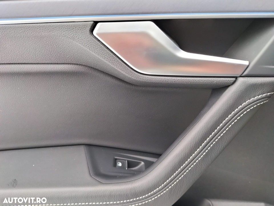 Volkswagen Touareg - 14