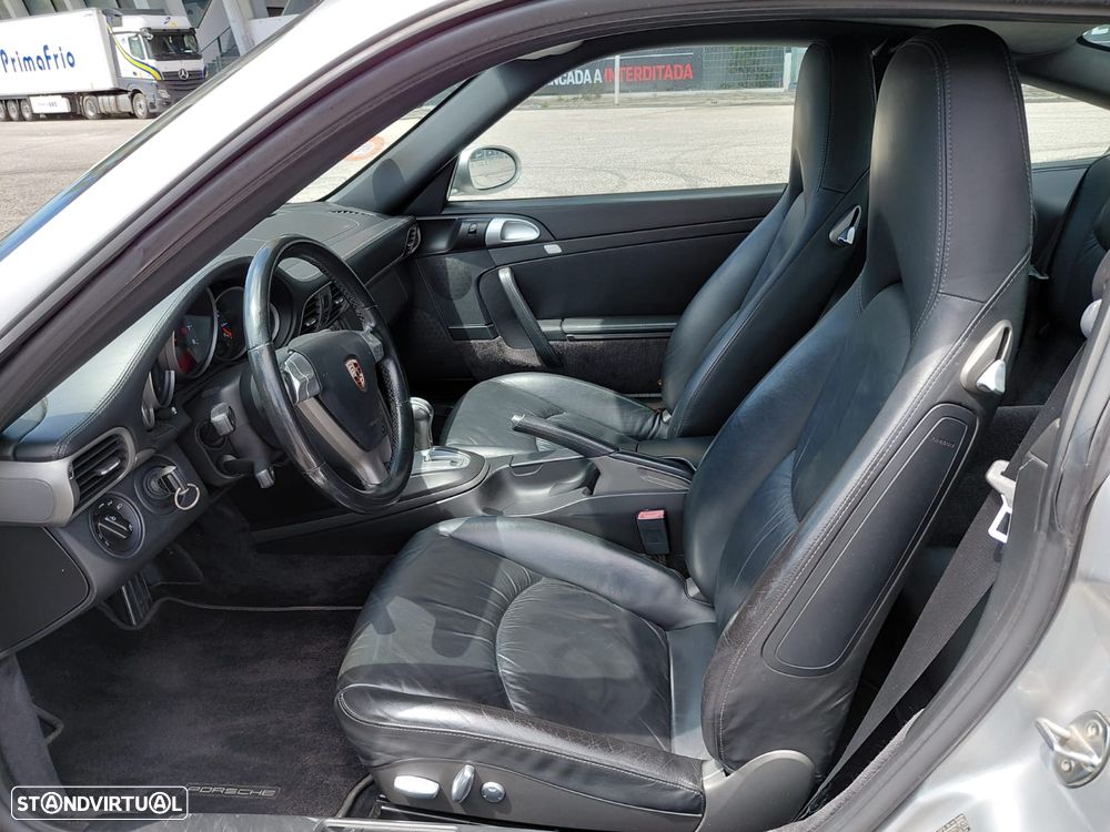 Porsche 911 (997) Carrera Tiptronic - 16