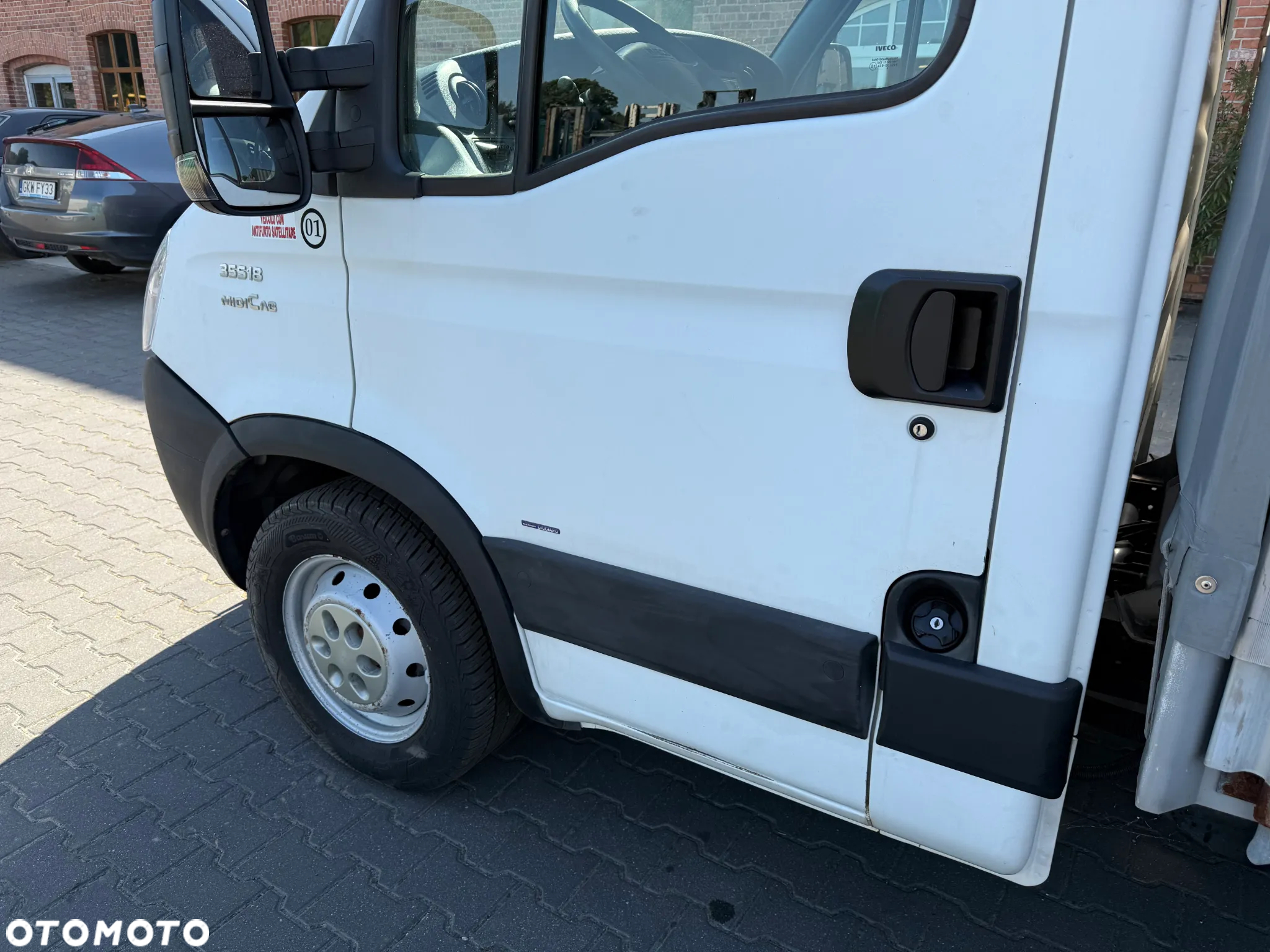 Iveco DAILY 35S18 - 18