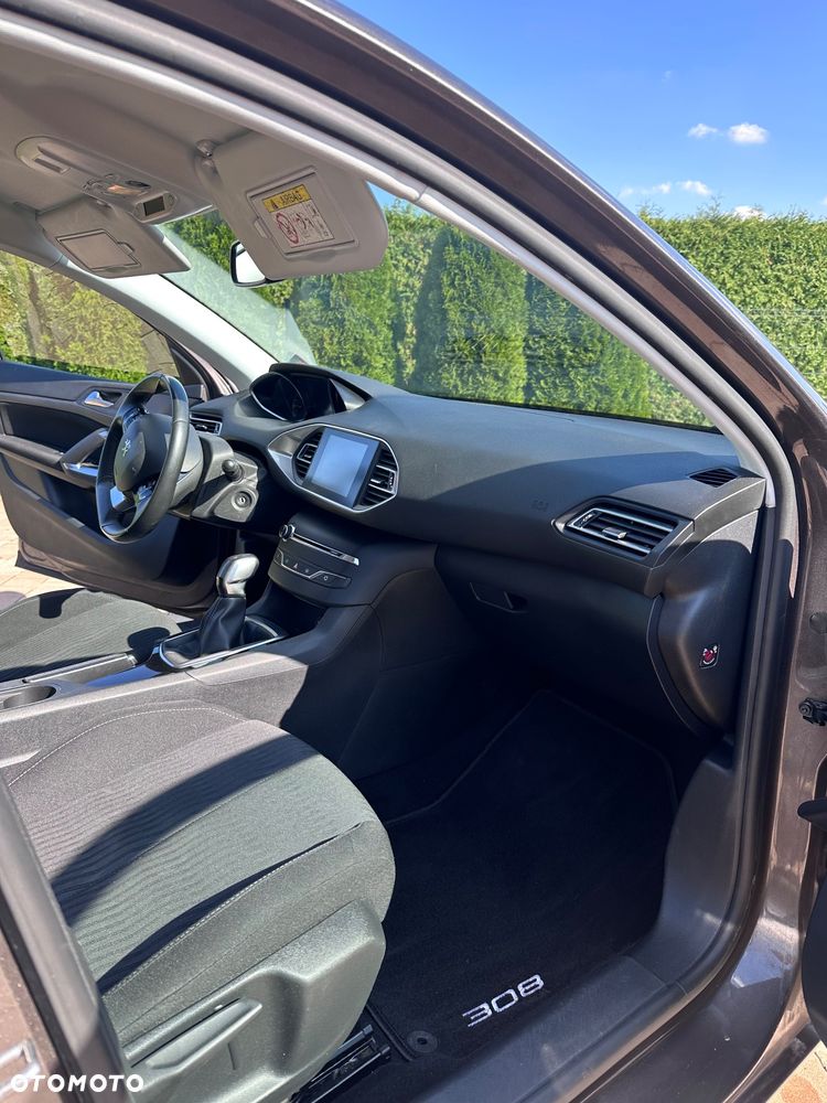 Peugeot 308 1.2 VTi/PureTech Active - 8