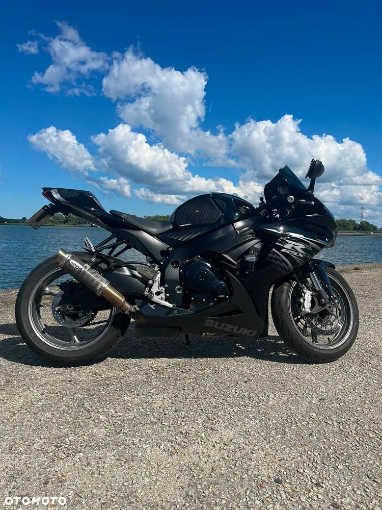 Suzuki GSX-R - 3