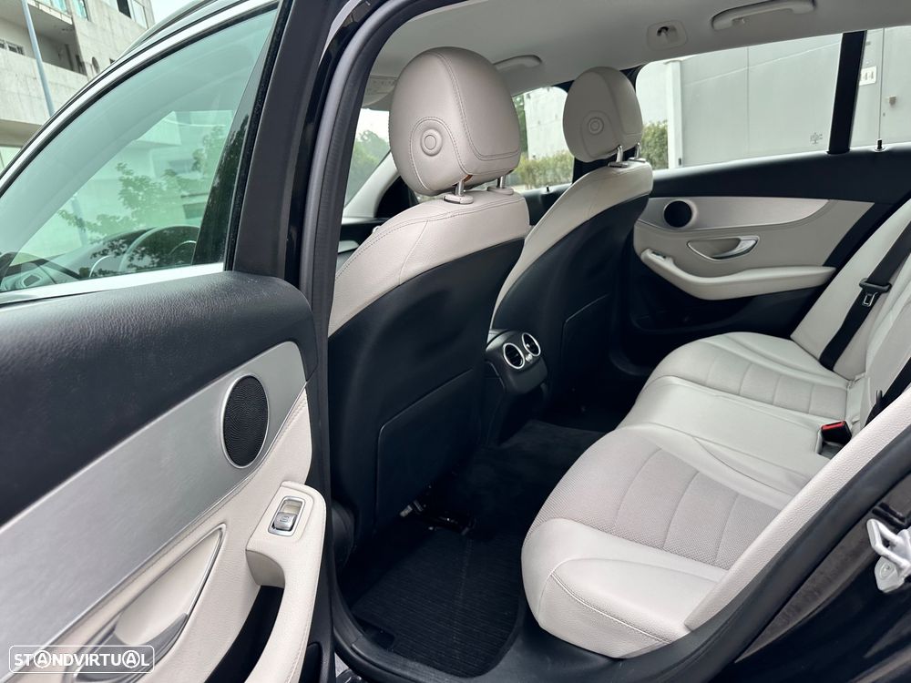 Mercedes-Benz C 250 BlueTEC Avantgarde Aut. - 32