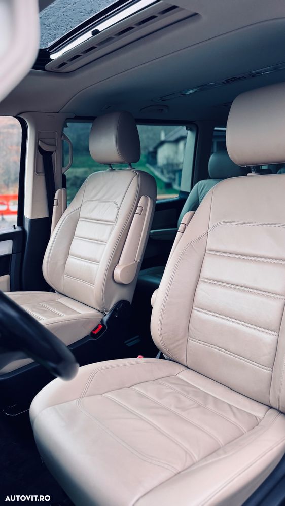 Volkswagen Multivan - 18