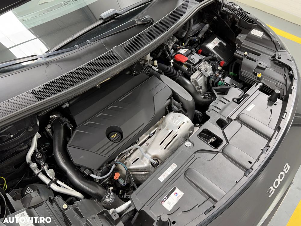 Peugeot 3008 225 e-EAT8 GT Pack - 36