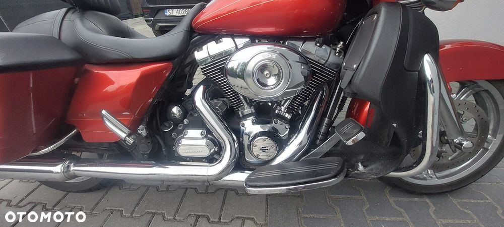 Harley-Davidson Touring Road Glide - 15