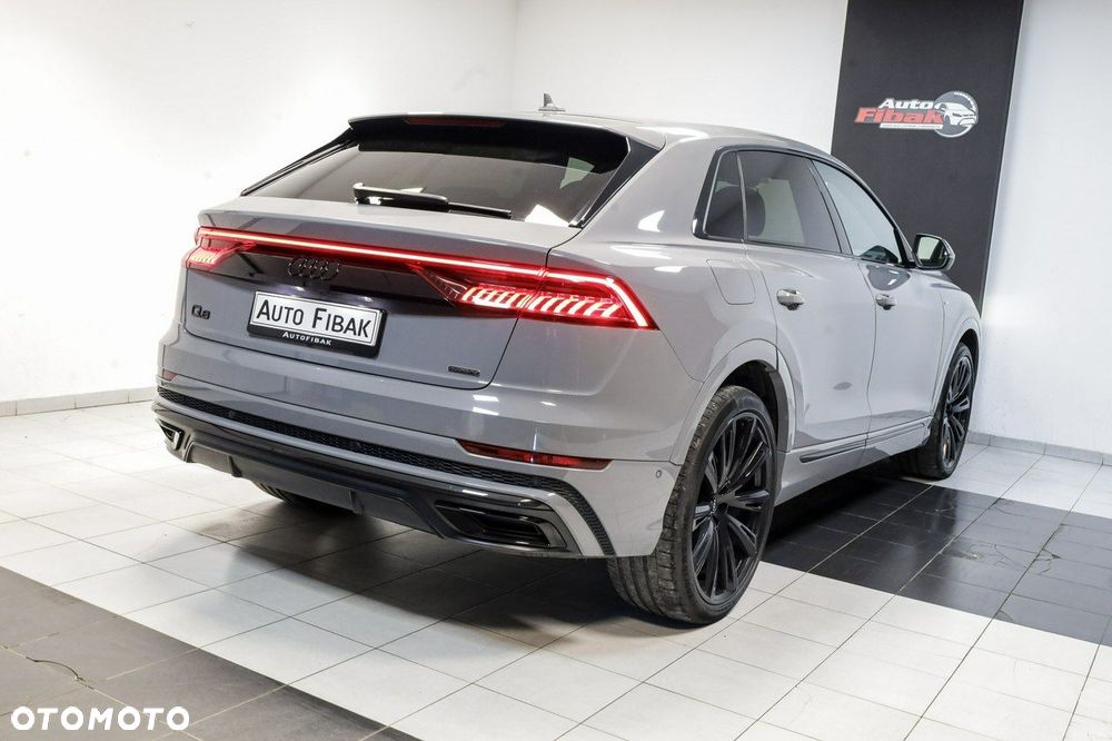 Audi Q8 - 15