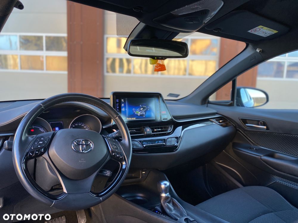 Toyota C-HR 1.8 Hybrid Premium - 12