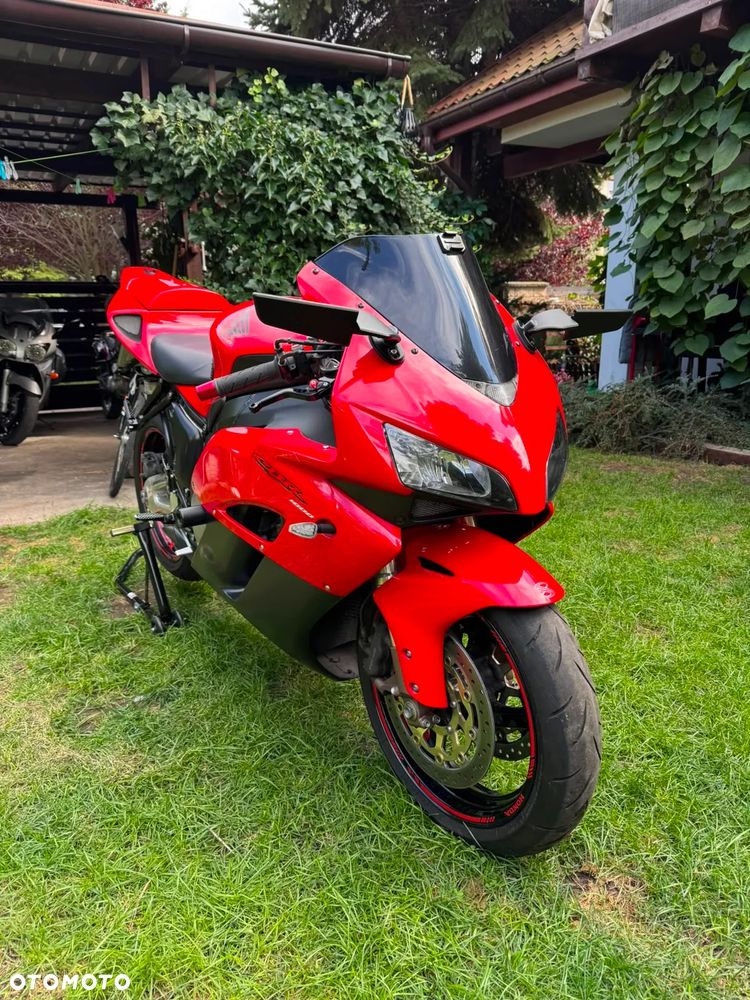 Honda CBR - 9