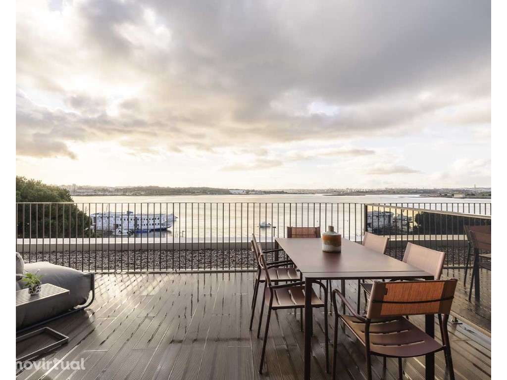 Apartamento T3 Duplex - Grande imagem: 3/43