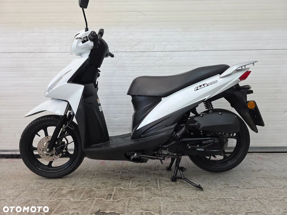 Suzuki Address - 2