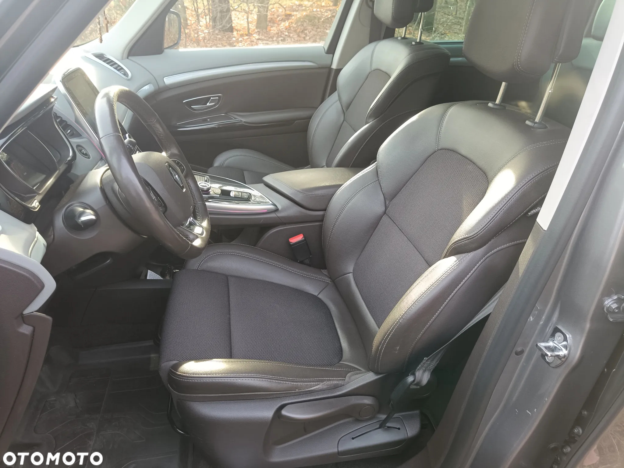 Renault Espace 1.6 dCi Energy Zen EDC 7os - 9