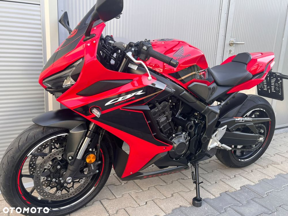 Honda CBR - 1