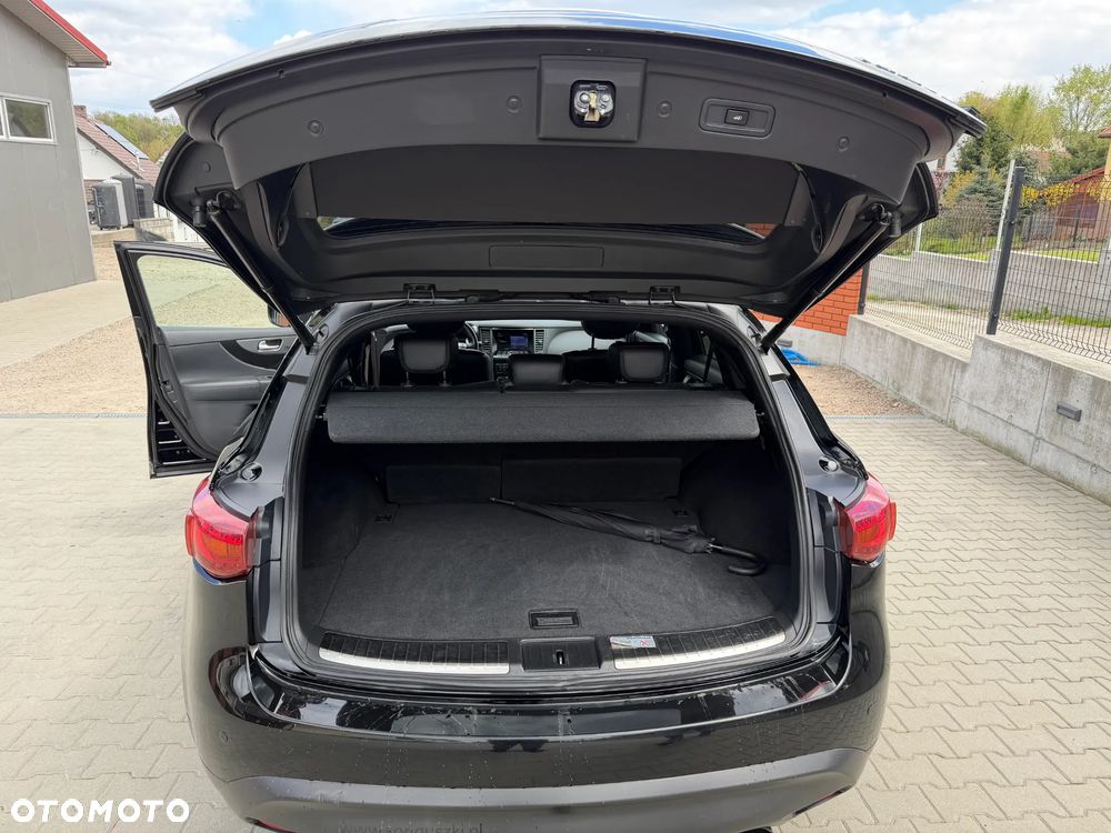Infiniti FX FX30d S Premium - 8