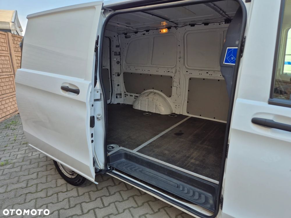 Mercedes-Benz Vito 111 CDI - 11