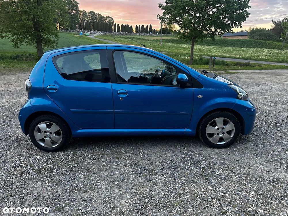Toyota Aygo CoolBlue - 8