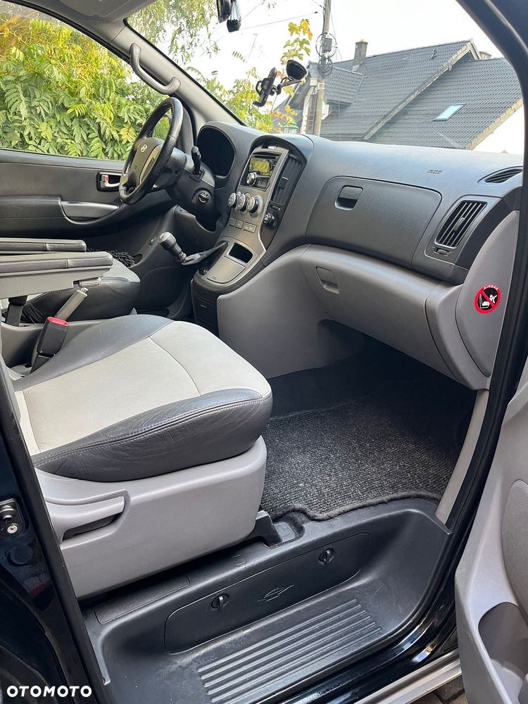 Hyundai H-1 Starex - 15