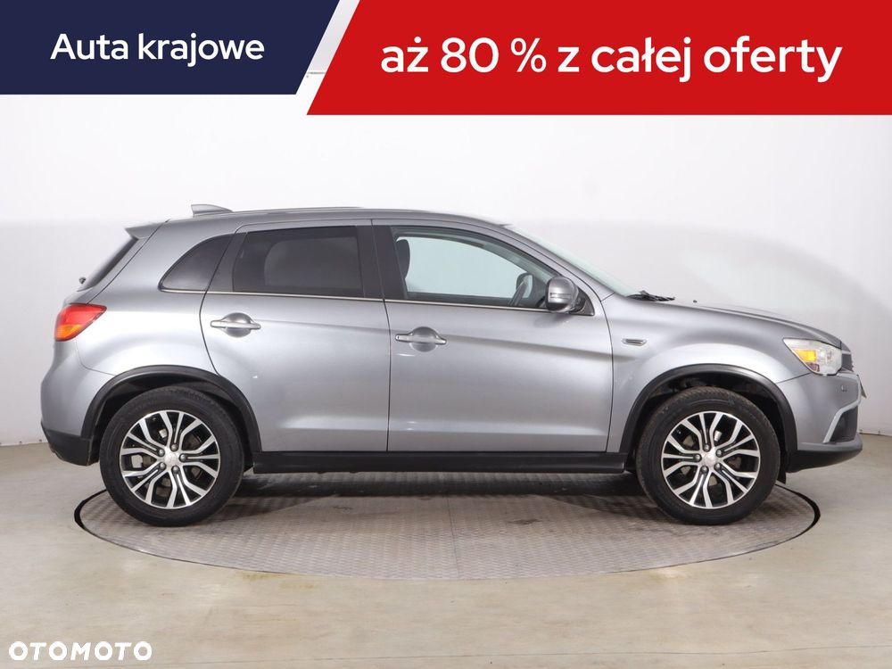 Mitsubishi ASX - 8