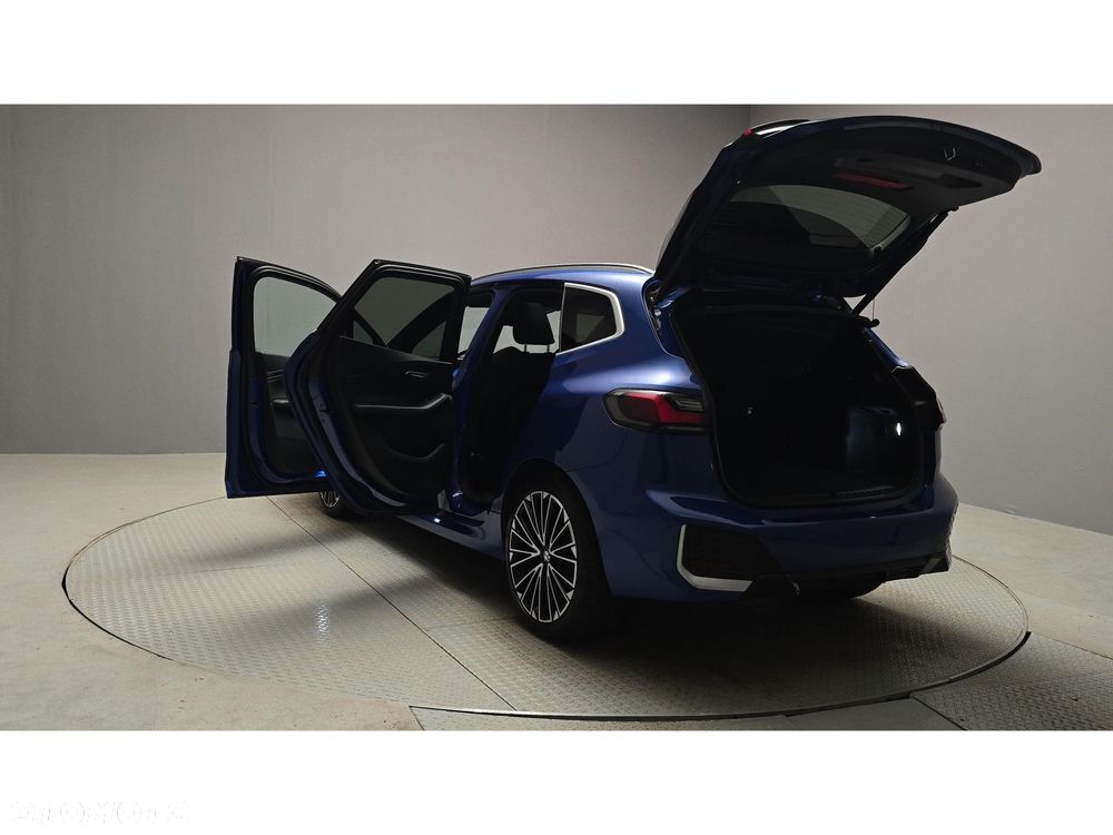 BMW Seria 2 218i M Sport - 11