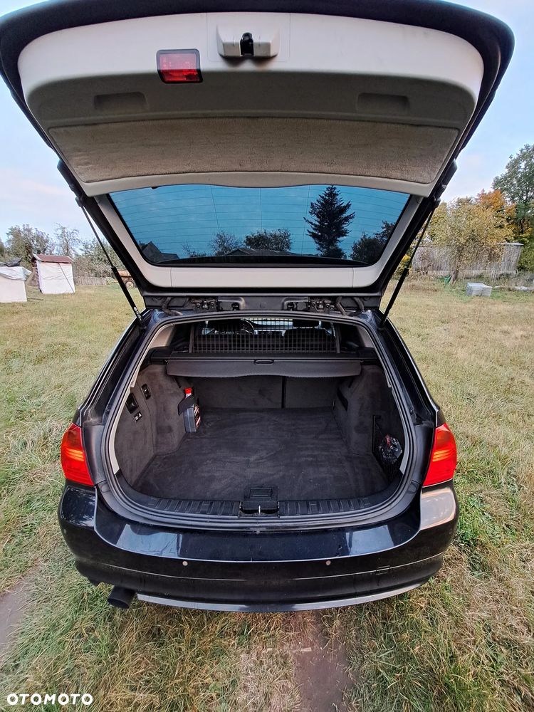 BMW Seria 3 320d - 6