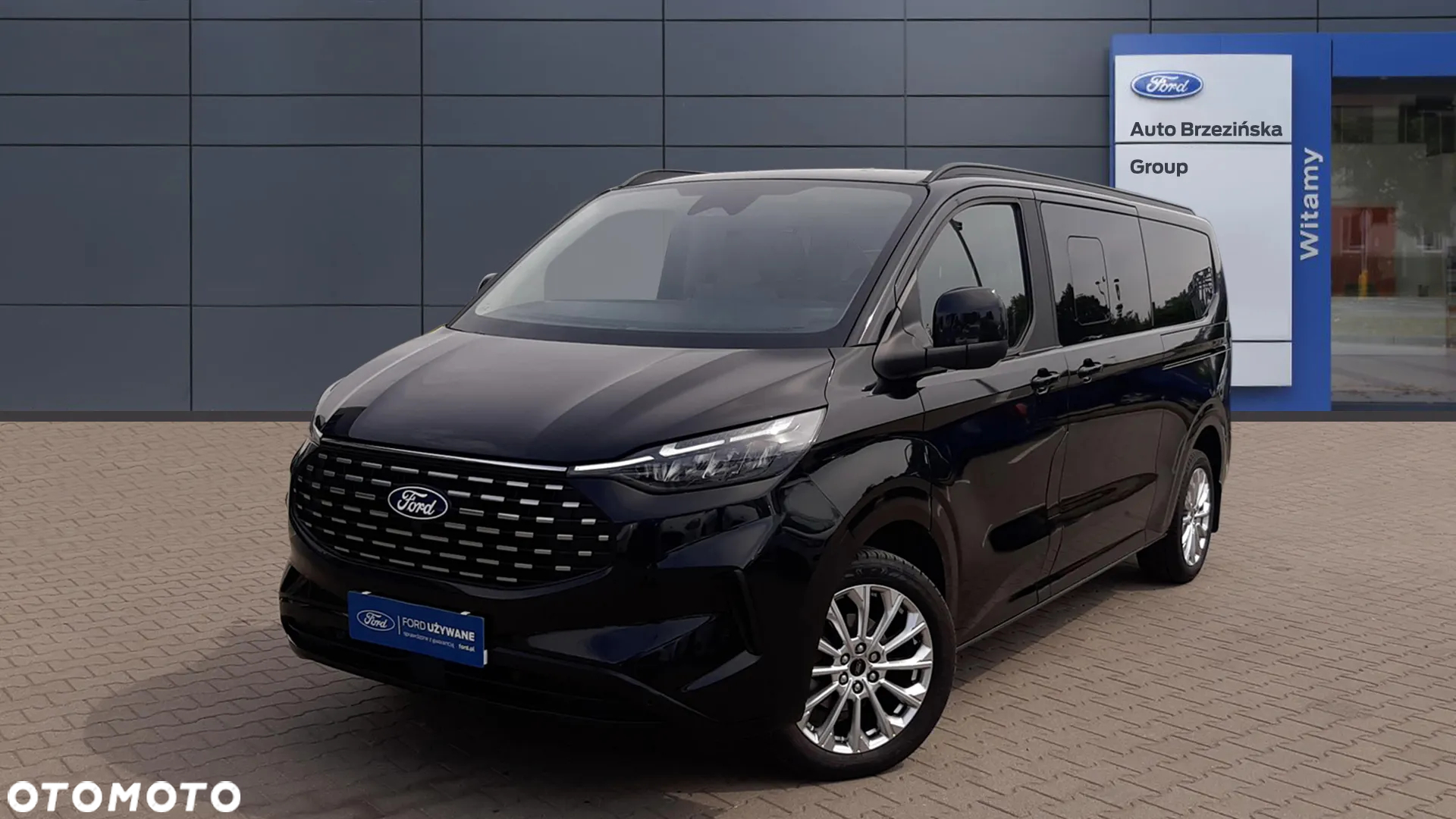 Ford Tourneo Custom 2.0 EcoBlue 320 AWD L2 Titanium - 4