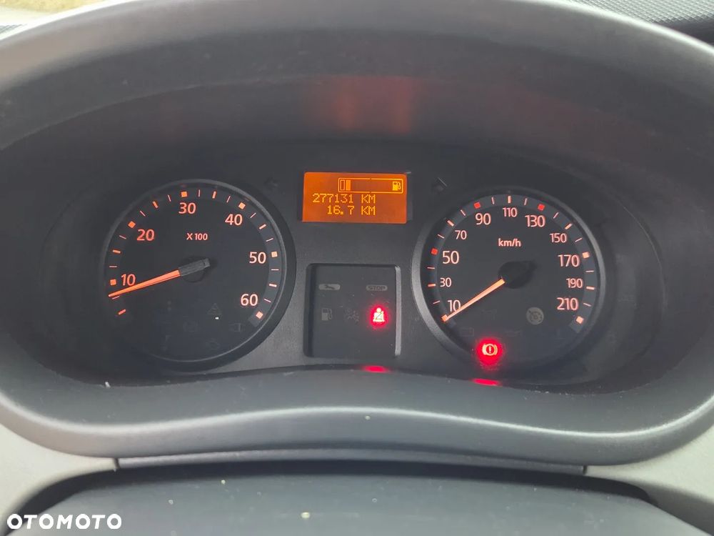 Renault Trafic - 17