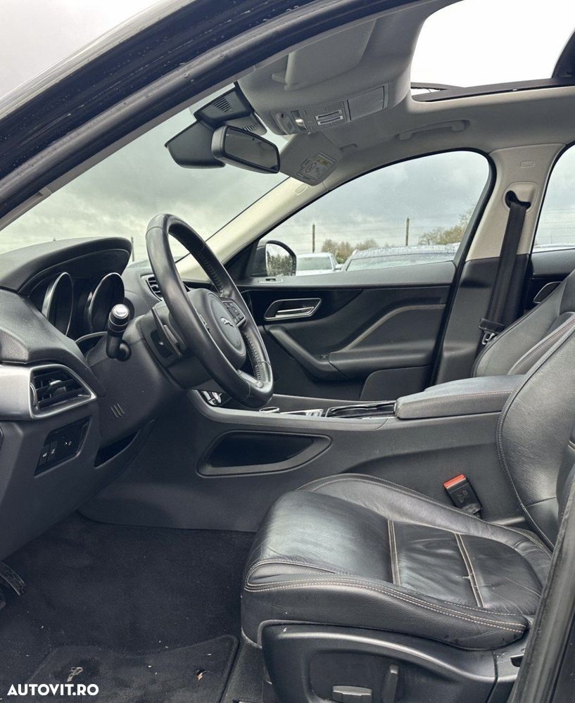 Jaguar F-Pace 20d Aut. Prestige - 9