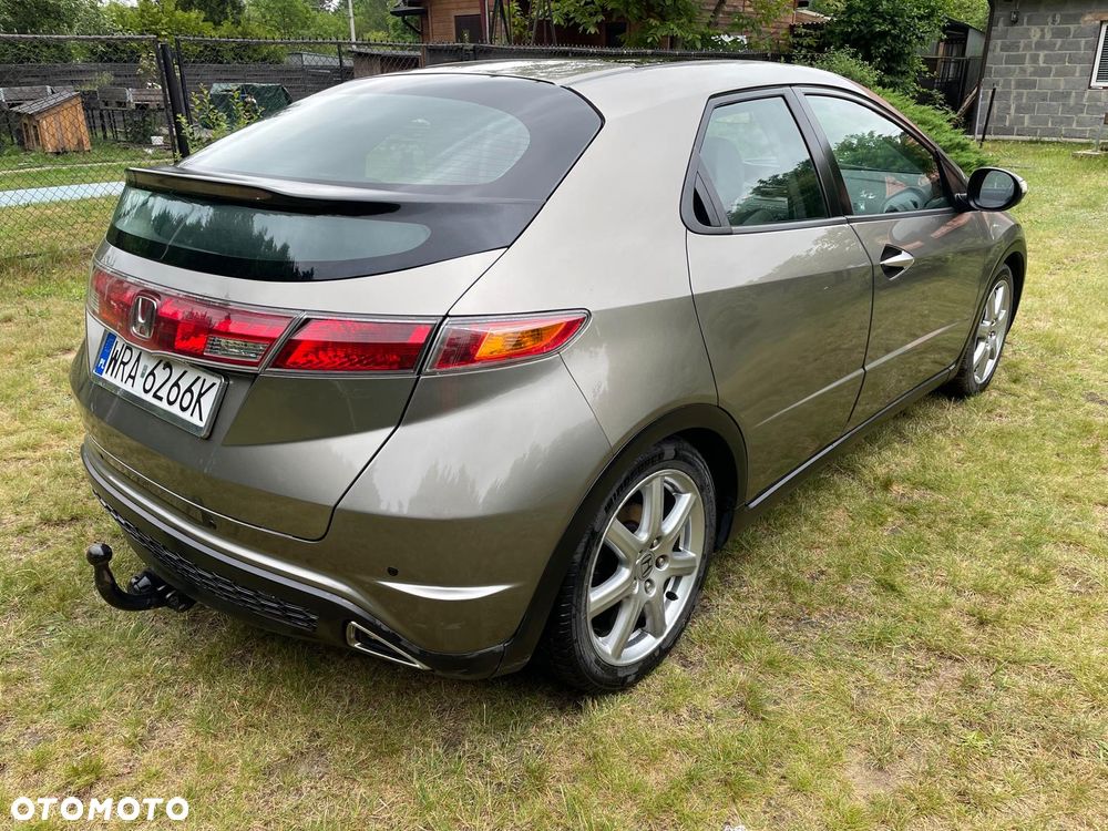 Honda Civic 1.8 Executive - 5