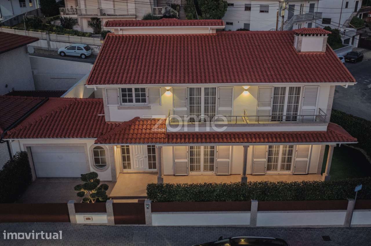 Moradia T3 (todos os quartos suite), jardim, garagem, um piso amplo. - Grande imagem: 2/60