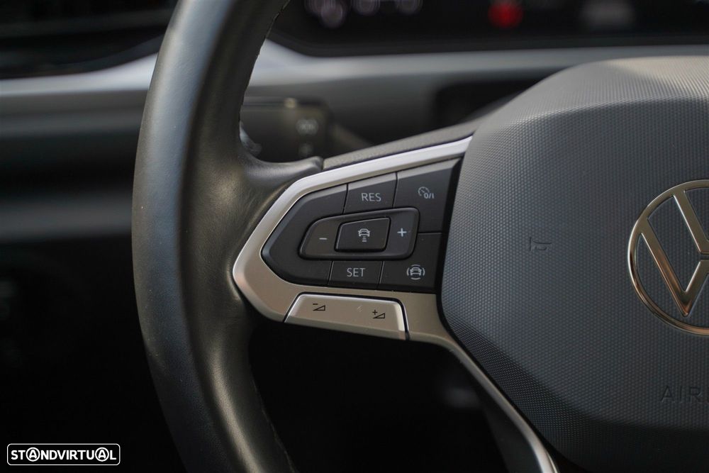 VW T-Roc 1.0 TSI Urban - 19