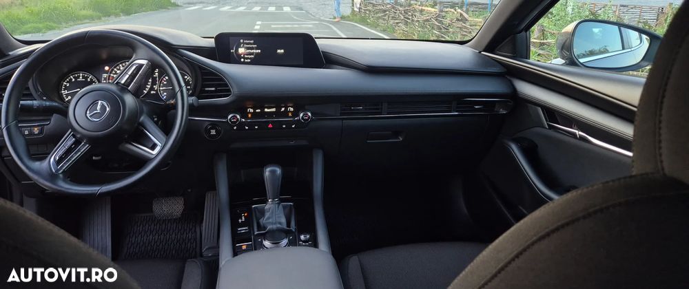 Mazda 3 G122 AT Plus - 17