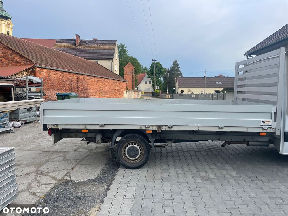 Mercedes-Benz Sprinter - 15