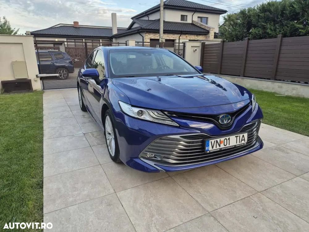 Toyota Camry 2.5 Hybrid Exclusive - 1