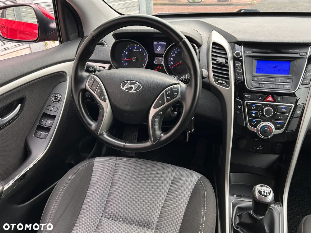 Hyundai i30 1.6 GDI Classic - 20