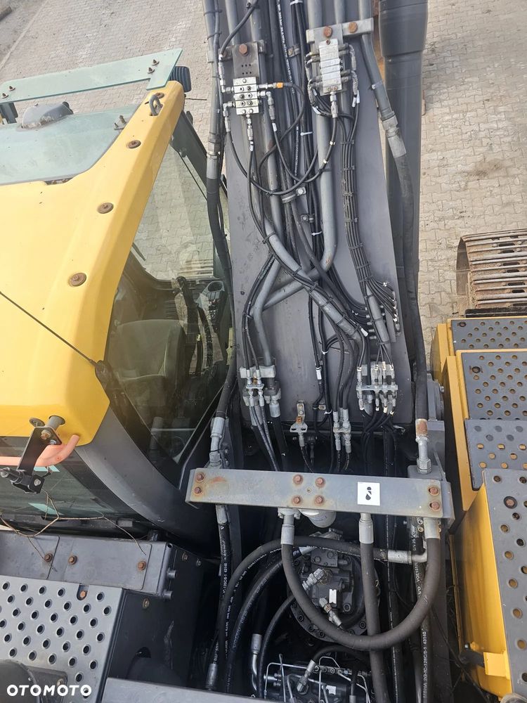 Volvo EC 300EL - 14