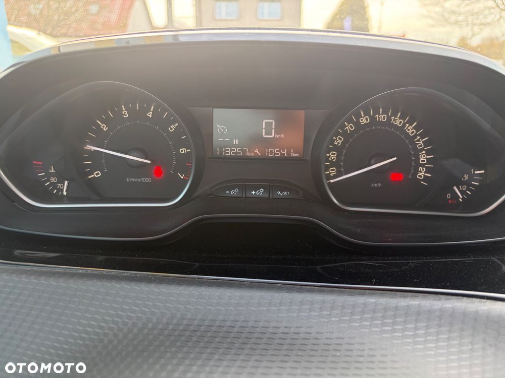 Peugeot 2008 PureTech 82 Style - 26
