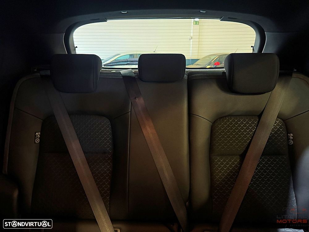 Nissan Juke 1.0 DIG-T N-Connecta NAV. - 35